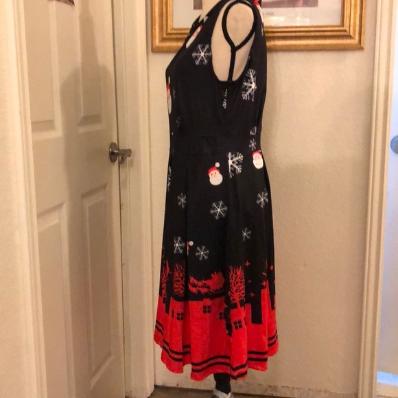 Leo Rosi Christmas Dress - Picture 2 of 6